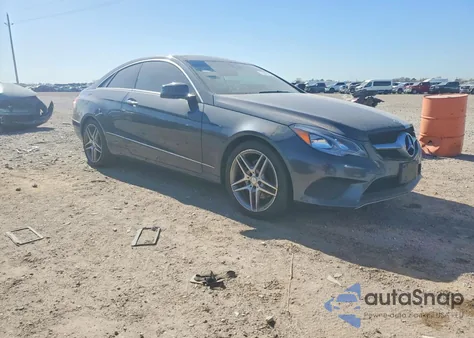 2014 Mercedes-Benz E 350 из США, поврежденный, VIN WDDKJ5KB0EF238510